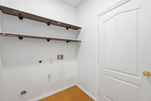 4524 Via Ventura, Mesquite, TX 75150