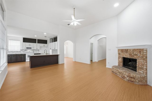 4524 Via Ventura, Mesquite, TX 75150