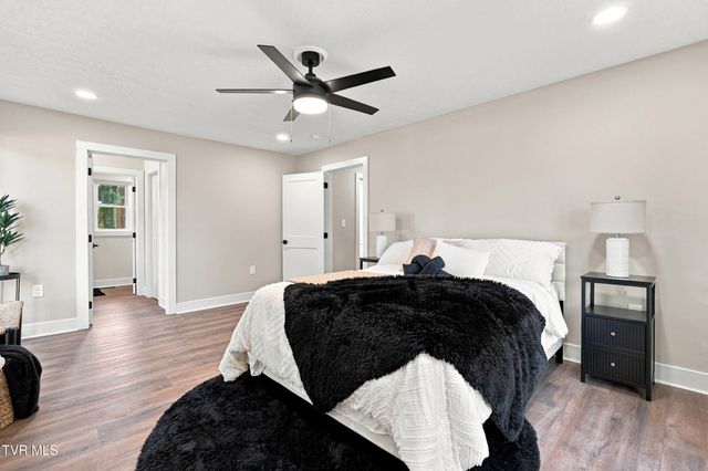 2016 Arlington Drive, Kingsport, TN 37663