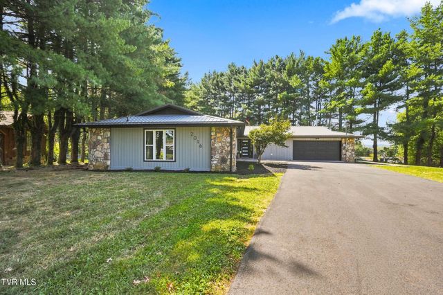 2016 Arlington Drive, Kingsport, TN 37663