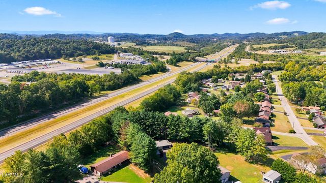 2016 Arlington Drive, Kingsport, TN 37663