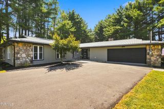 2016 Arlington Drive, Kingsport, TN 37663