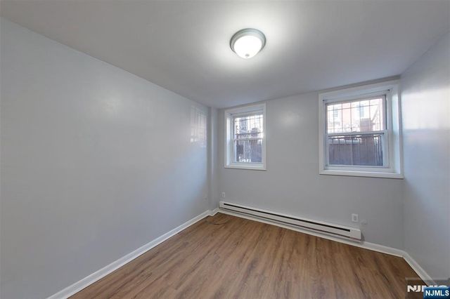 602 N 6th B2, Newark, NJ 07107