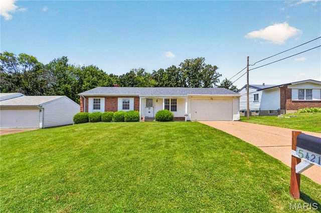 5421 Valleyside Lane, St Louis, MO 63128