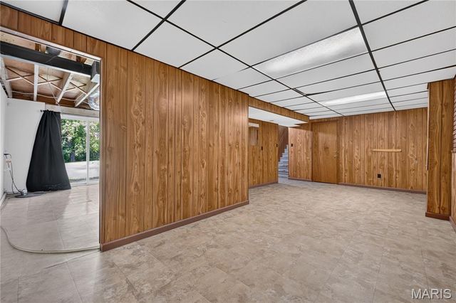5421 Valleyside Lane, St Louis, MO 63128