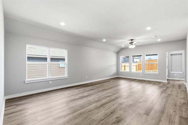204 Hazy View RD, San Marcos, TX 78666