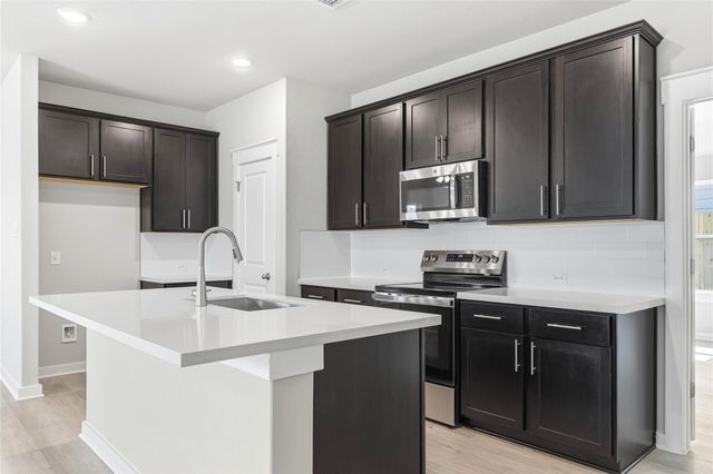 204 Hazy View RD, San Marcos, TX 78666
