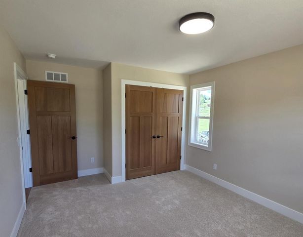 N7091 Still Point Trail, Pardeeville, WI 53954