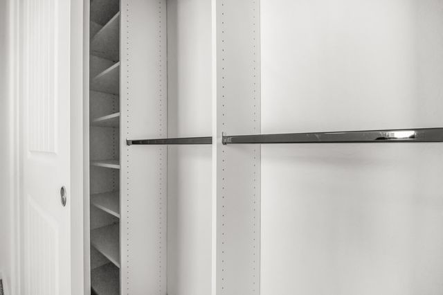 6216 W Oriole Court, Visalia, CA 93291