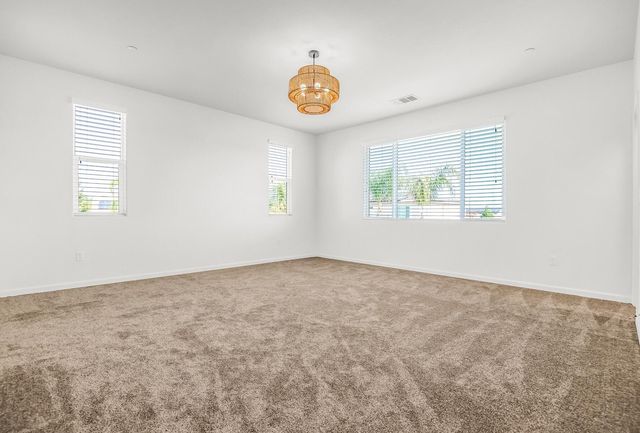 6216 W Oriole Court, Visalia, CA 93291