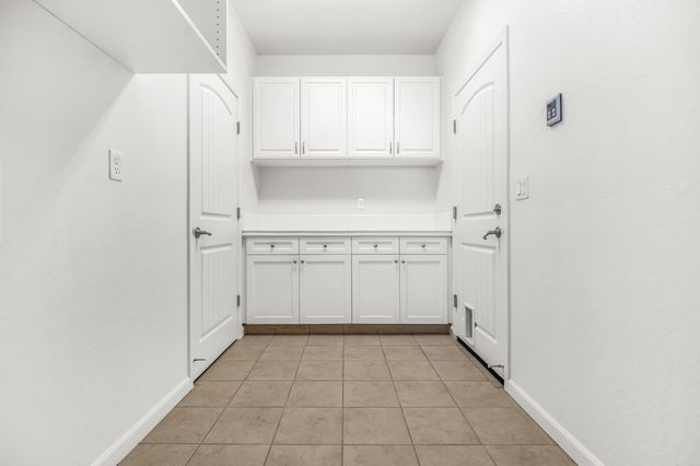 6216 W Oriole Court, Visalia, CA 93291