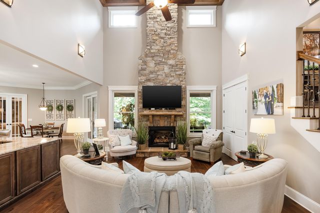 410 Clear Canyon Drive, Hixson, TN 37343