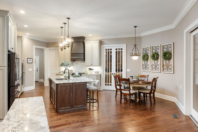 410 Clear Canyon Drive, Hixson, TN 37343