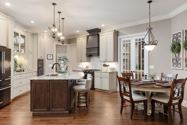 410 Clear Canyon Drive, Hixson, TN 37343