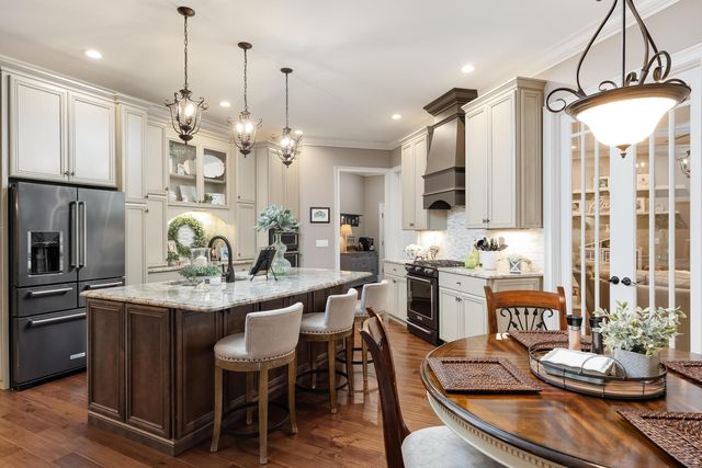 410 Clear Canyon Drive, Hixson, TN 37343