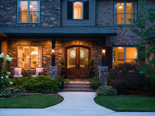 410 Clear Canyon Drive, Hixson, TN 37343