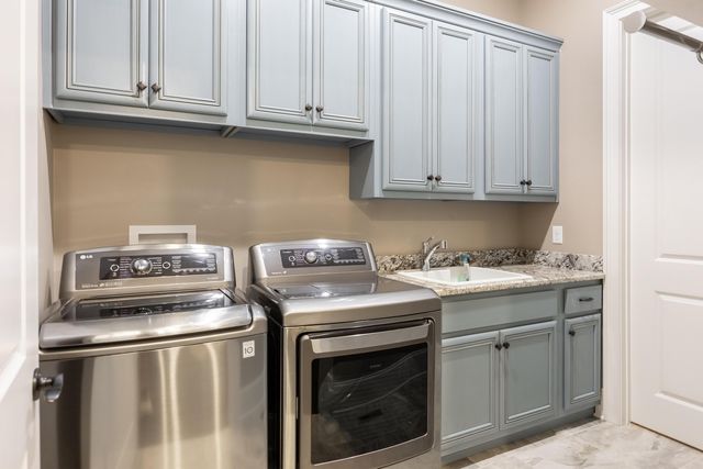 410 Clear Canyon Drive, Hixson, TN 37343
