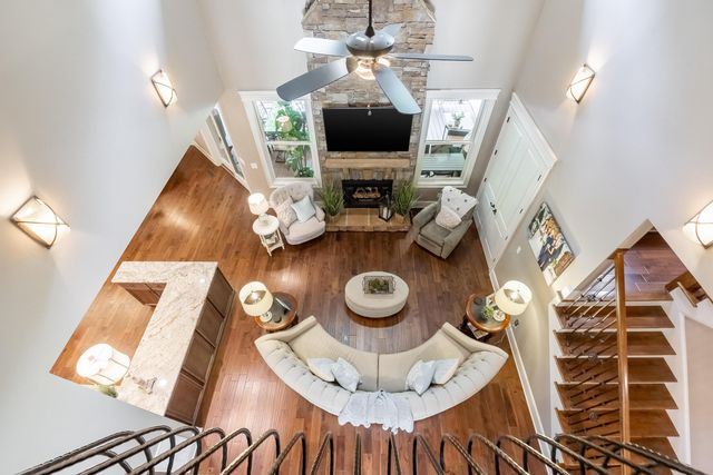 410 Clear Canyon Drive, Hixson, TN 37343