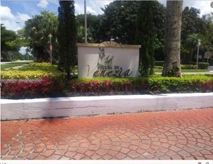 9943 Nob Hill Pl 9943, Sunrise, FL 33351