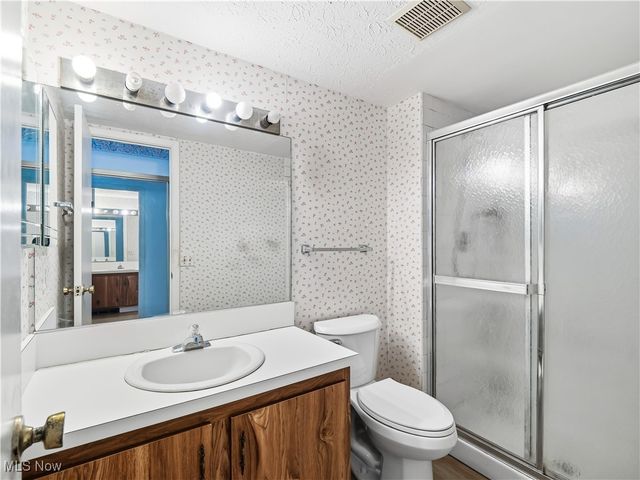 22968 Maple Ridge Road 103, North Olmsted, OH 44070