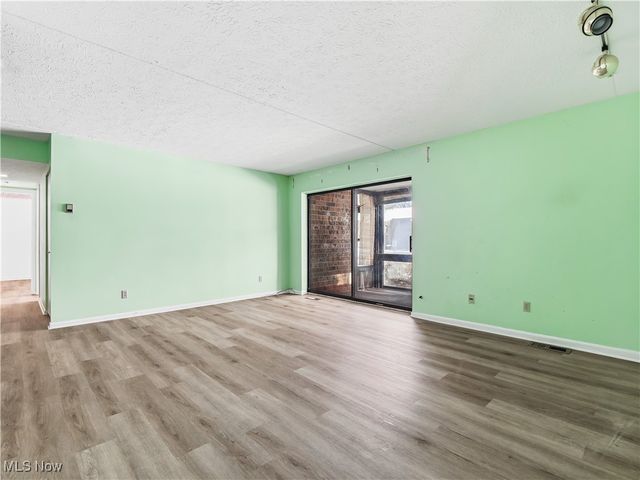 22968 Maple Ridge Road 103, North Olmsted, OH 44070