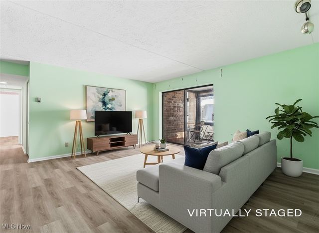 22968 Maple Ridge Road 103, North Olmsted, OH 44070