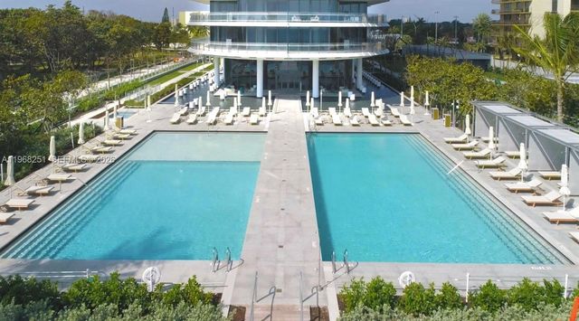 8701 Collins Ave 606, Miami Beach, FL 33154