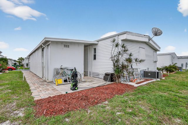 53009 Del Rio, Boynton Beach, FL 33436
