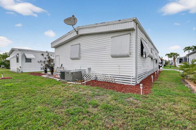 53009 Del Rio, Boynton Beach, FL 33436