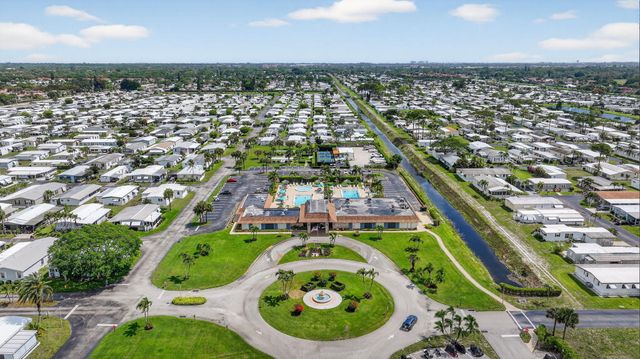 53009 Del Rio, Boynton Beach, FL 33436