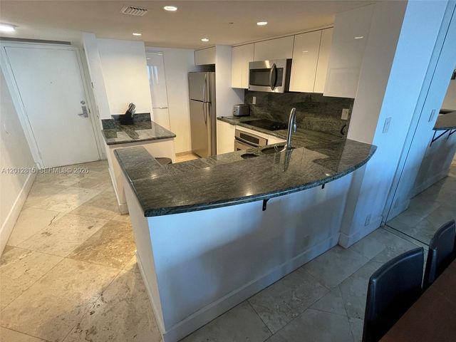 1717 N Bayshore Dr A-2548, Miami, FL 33132
