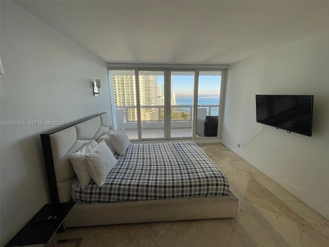 1717 N Bayshore Dr A-2548, Miami, FL 33132