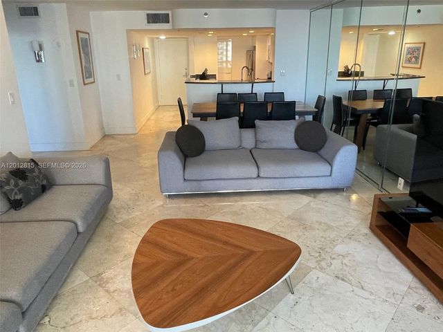 1717 N Bayshore Dr A-2548, Miami, FL 33132