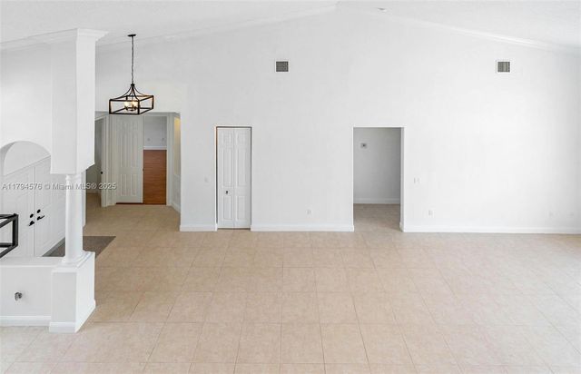 13790 NW 20th St, Pembroke Pines, FL 33028