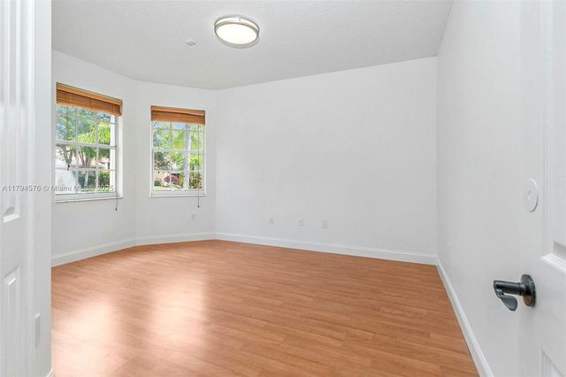13790 NW 20th St, Pembroke Pines, FL 33028