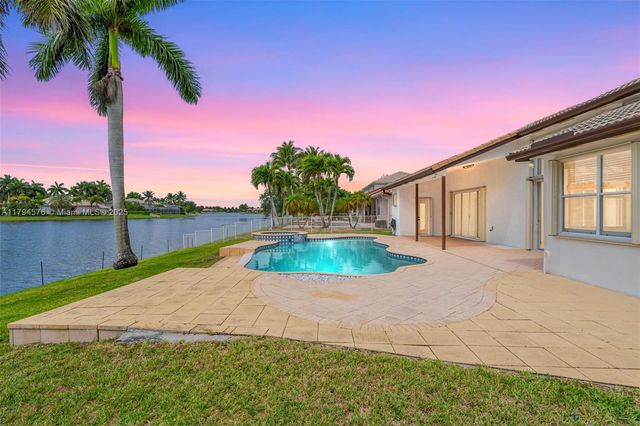 13790 NW 20th St, Pembroke Pines, FL 33028