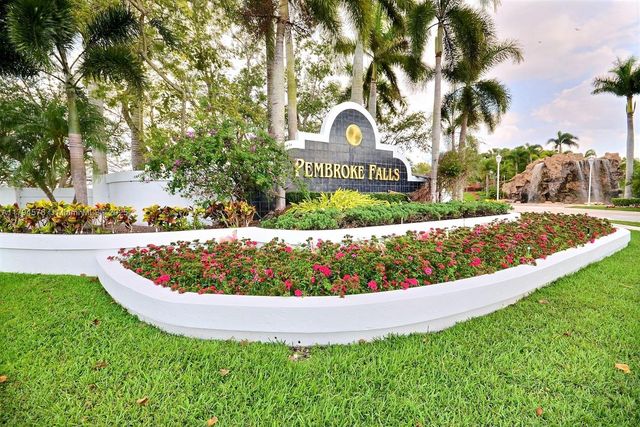 13790 NW 20th St, Pembroke Pines, FL 33028