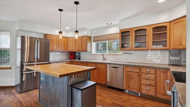 35318 N Dalton Rd, Deer Park, WA 99006