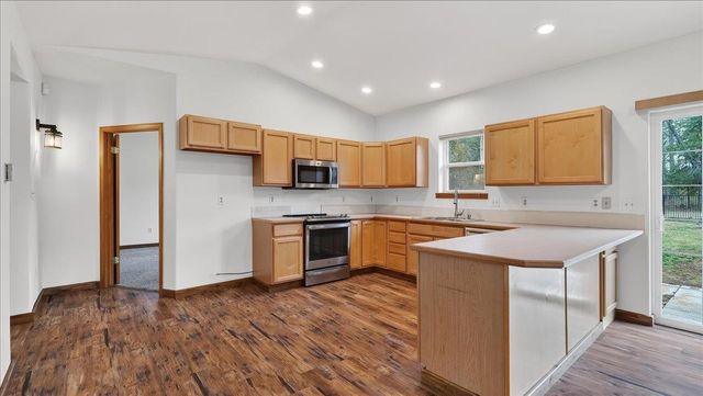 35318 N Dalton Rd, Deer Park, WA 99006