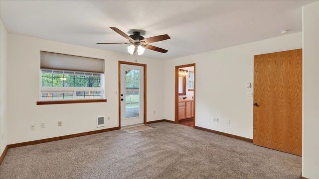 35318 N Dalton Rd, Deer Park, WA 99006