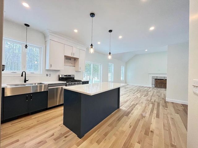 309 Southwest Road, Canterbury, NH 03224