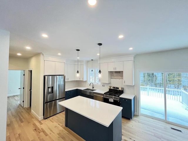 309 Southwest Road, Canterbury, NH 03224
