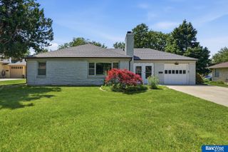 417 S Cotner Boulevard, Lincoln, NE 68510