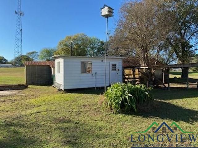 1156 Crabapple Rd, Big Sandy, TX 75755