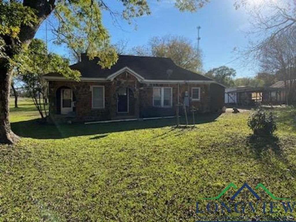 1156 Crabapple Rd, Big Sandy, TX 75755