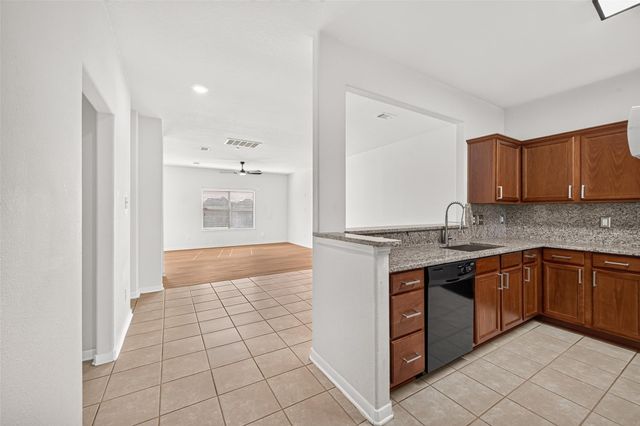 16203 Silver Wing Lane, Hockley, TX 77447