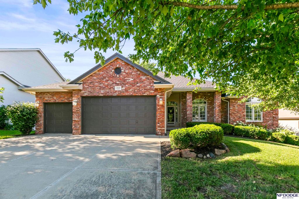 19726 K Street, Omaha, NE 68135