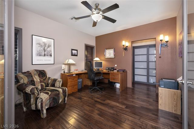 8721 Double Eagle Drive, Las Vegas, NV 89117