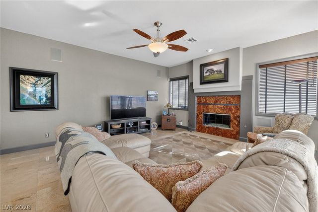 8721 Double Eagle Drive, Las Vegas, NV 89117