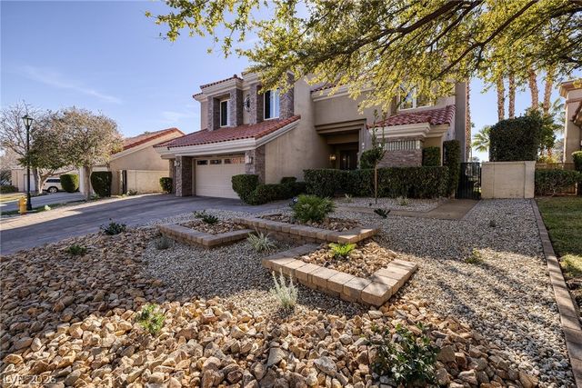 8721 Double Eagle Drive, Las Vegas, NV 89117